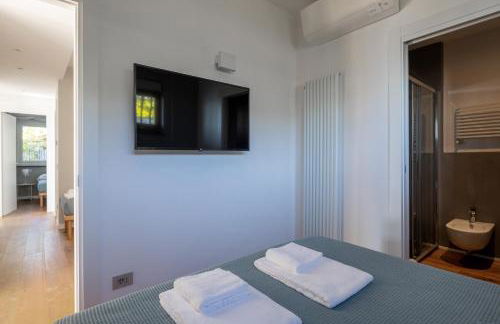 Modern and Elegant apartment with a spacious sea view terrace overlooking Palmaria Island Bright designer interiors Fully equipped Up to 6 guests Private parking Aircon All the comforts for a perfect stay - Foto 79