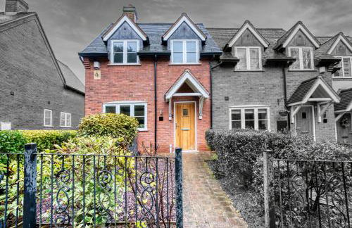 NEC Birmingham Airport Modern Village Retreat, Sleeps 7, Free Parking - Foto 32