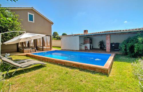 Ema Holiday Home - Foto 2
