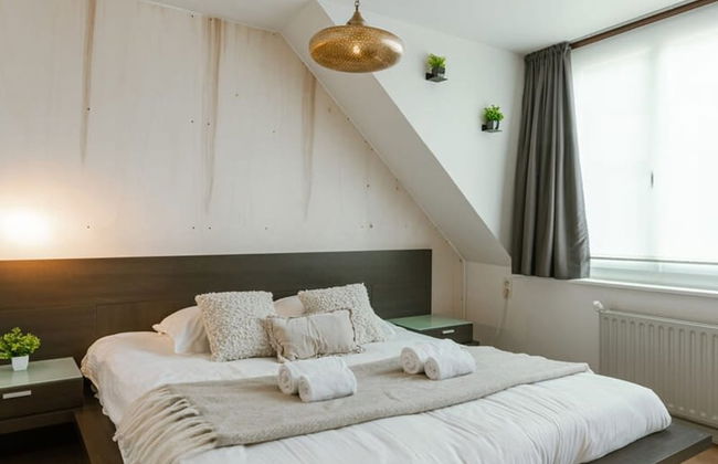 Spacious Vacation Home for 12 Guests in Westende - Photo 10