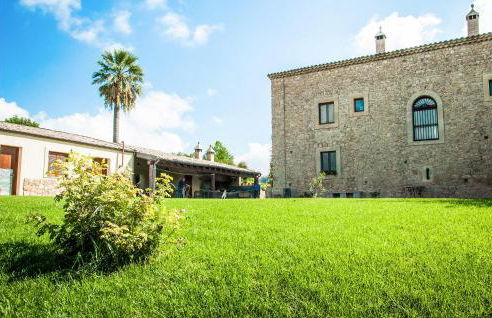 Cozy Home In San Michele Di Ganzari - Photo 15