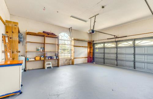 Private Pool and Golf Course Views Pet-Friendly Gem - Foto 26