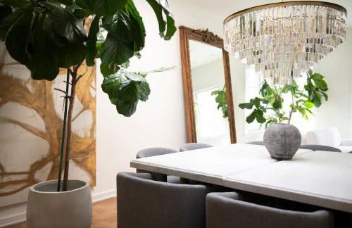 Luxury Gold Coast Penthouse with Deck & Views - Photo 20