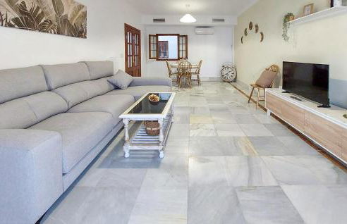 3 Bedroom Awesome Apartment In Aznalcázar - Foto 3