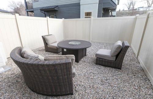 NEW! Boise BaseCamp -Fire Pit -E-Bikes -Greenbelt - Foto 52