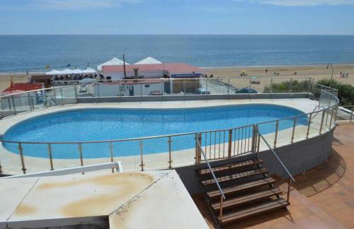 Islantilla primera linea de playa, piscina, parking - Foto 23