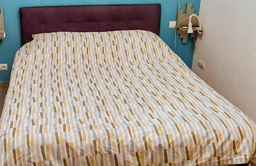 gîte en rdc A 200 m tgv et de la fac A 400 m des places 250 places de parking face au logement - Foto 5