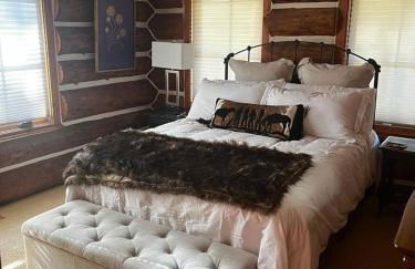 Luxury-Quintessential Montana Retreat! - Foto 23