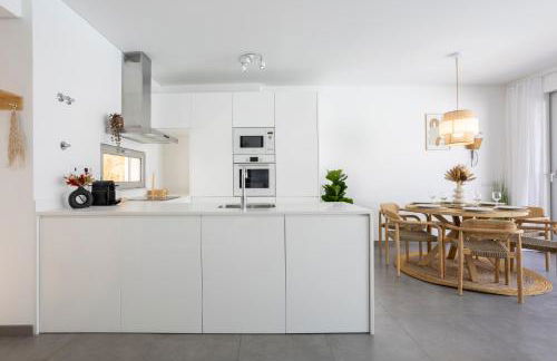 Stylish 3-Bedroom Villa Haven with a Private Pool - Foto 4