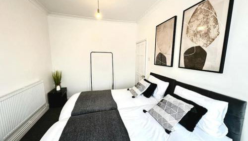 Serviced 4 bed 2 bath Manor Park House - Foto 4