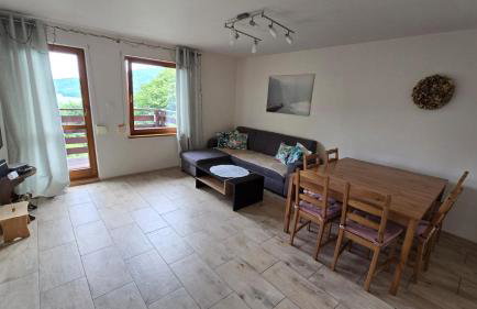 Panorama - Domy w Beskidach - Foto 3