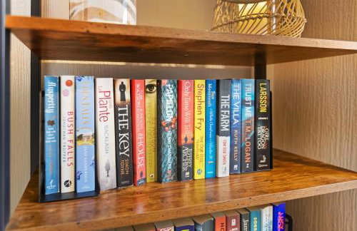 Two Bed Hoole House Great for Contractors - Photo 20