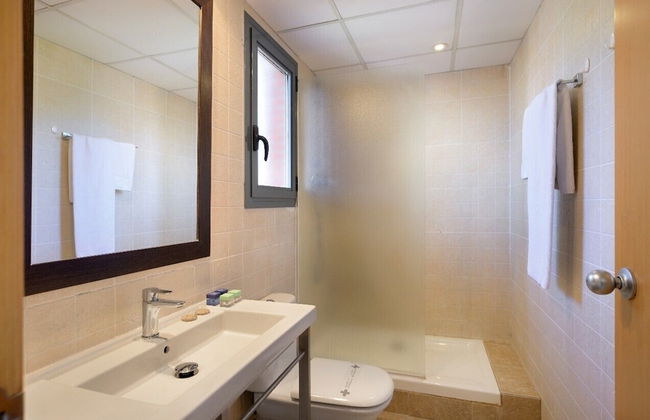 SG Costa BCN Apartments - Photo 16