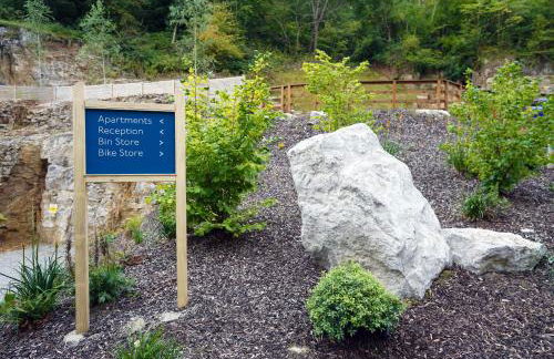 Rock Mill Studio Apartment 9 - Photo 20