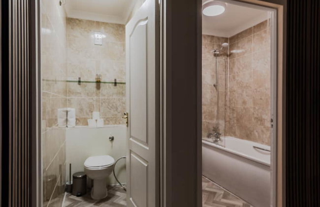 Lovely Apartments in Landward Court - Photo 49