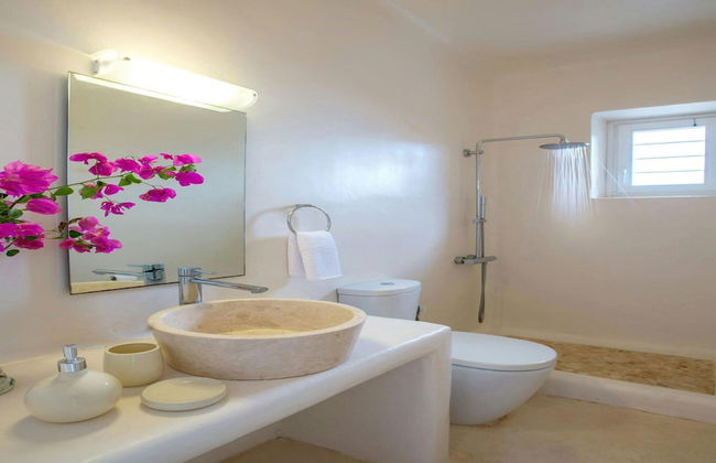 Elegant Villa With View - Foto 18