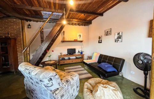 Casa de Hospedes Chalé Rustico com Banheira e Piscina Privativa a 1h de SP Espaço Totalmente Privativo - Foto 51