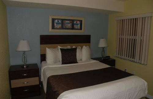 Surf Beach Treasure Island Resort - Photo 24