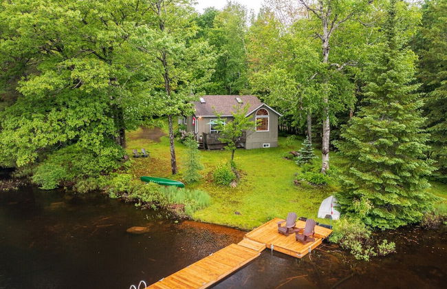 Bear Essentials Lakefront Hideaway - Foto 39