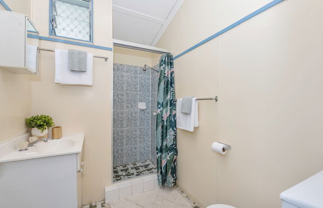 Emthree Seaside Apartments - Photo 11