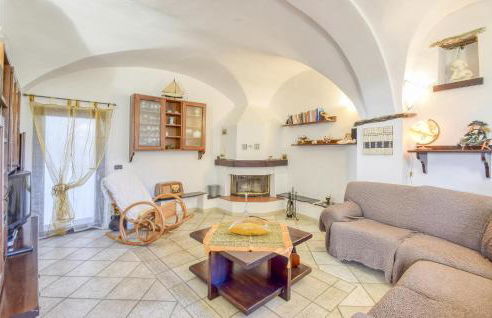 2 Bedroom Awesome Home In Vado Ligure - Foto 9