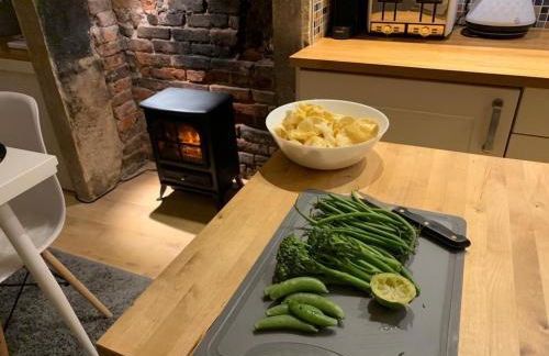 The Tenth House, Grade II Listed Georgian Town House, Wirksworth, Derbyshire, Peak District Cottage, Sleeps 4 - Foto 23