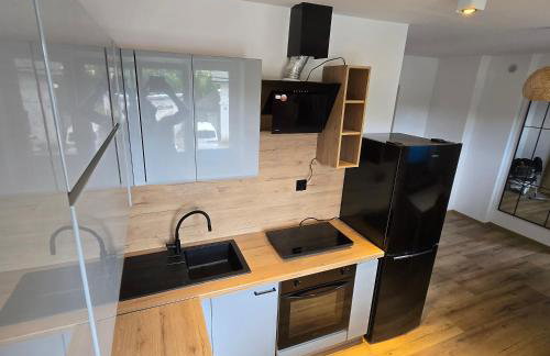 Apartament z kominkiem w starej kamiennicy - Foto 4