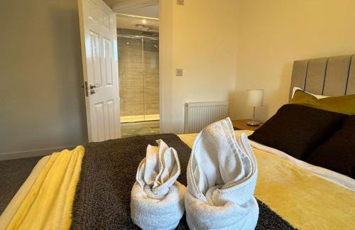 5 Town centre, entire flat, free parking king bed - Foto 5