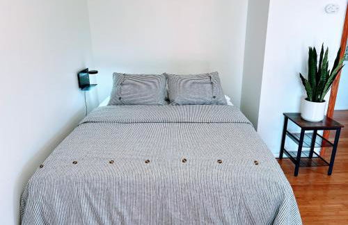 Contemporary House with Ocean View Decks - Foto 30