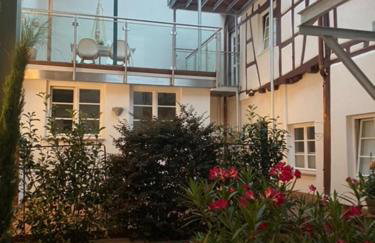 Ferienwohnung Heppenheim- Wohnung "Altstadt" mit Terrasse Das schiefe Haus - Foto 2