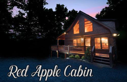 Red Apple Mountaintop cabin hot tub, WiFi, Pet friendly, Fireplace, pit, BEST VIEWS - Foto 2