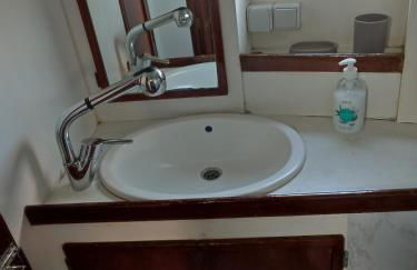 Romantic sailboat - Photo 14