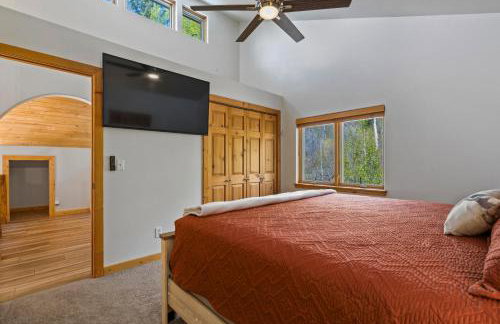 Secluded Mtn home by Purg, Hot Tub, Views! Pets ok - Foto 28