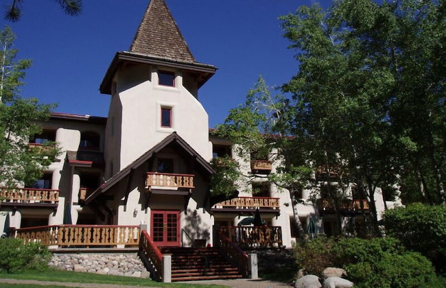 GetAways at Olympic Village Inn - Photo 41