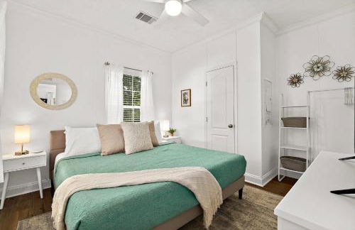 Treetop Cottage - 3 blocks from Historic District - Foto 13