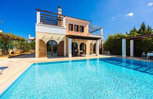 Villa Nikolas Large Private Pool AC WiFi - Photo 4