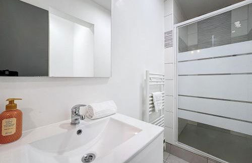 Apartment 10pers Aubière , Parking, WiFi - TV - Foto 3