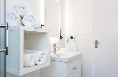 Luxury House by Etihad and Coop Arena - Foto 8