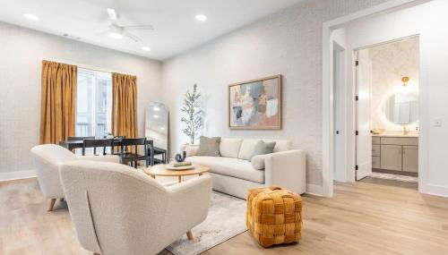 Here You Come Again by Stay Local Nashville - Foto 1