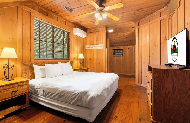 Cabins at Green Mountain - Photo 9