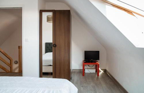 Tipoz'Immo - Belle Bretagne piscine chauffée - proche de la mer - wifi inclus - linge inclus et lits faits - jardin clos - animaux bienvenus - proche des commerces et des attractions touristiques - Foto 40