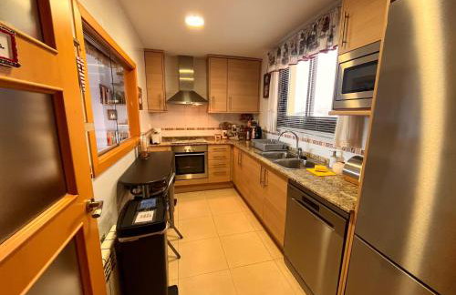 ACOGEDOR ÁTICO DÚPLEX EN TREMP - Foto 27