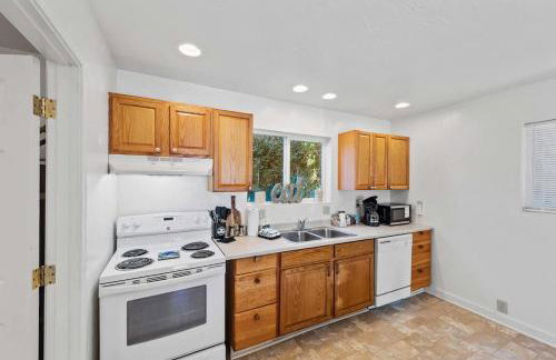 #StayinMyDistrict Starfish Coastal Duplex - Foto 9