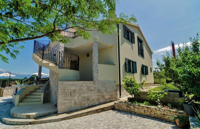 Luce - Pool and View - A1 - Photo 46