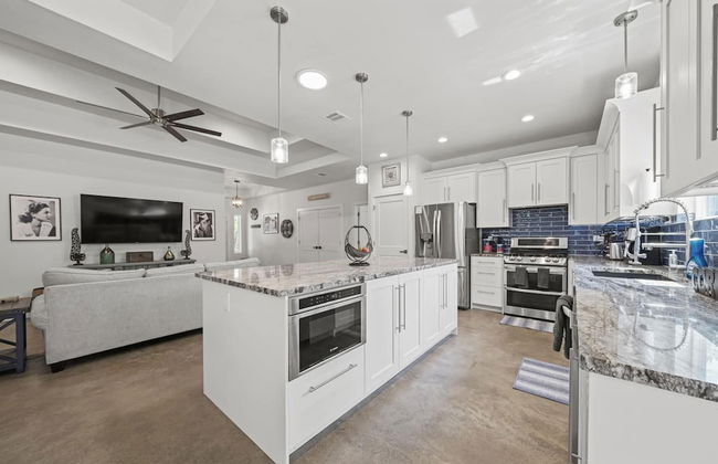 Luxury Retreat for 28 Terracotta Bliss Getaway - Photo 8