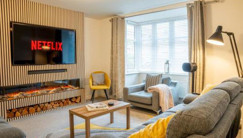 High-Spec Home, Office, SkyTV - for Families, Relocators & Contractors - Foto 4