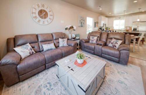 South Zion Coral Cliffs - 4 bed, 3 bath, hot tub, deck - Foto 16