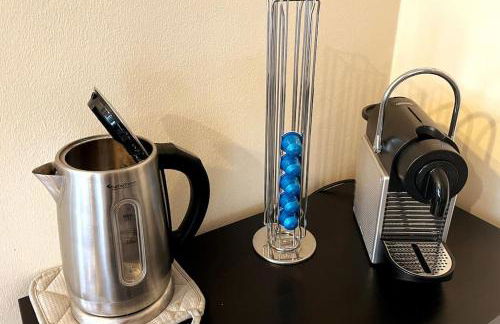 Cozy Studio Guesthouse next to city center & fair - Foto 12