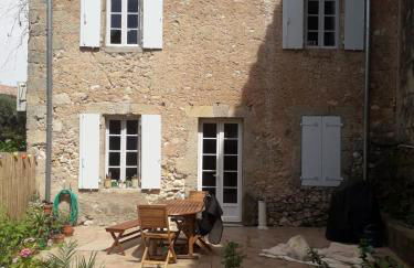 Maison Rose - Maison de village avec jardin privé, centre Capestang - Foto 1