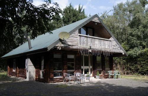 Lilly Lodge; nestled within the forest. - Foto 1